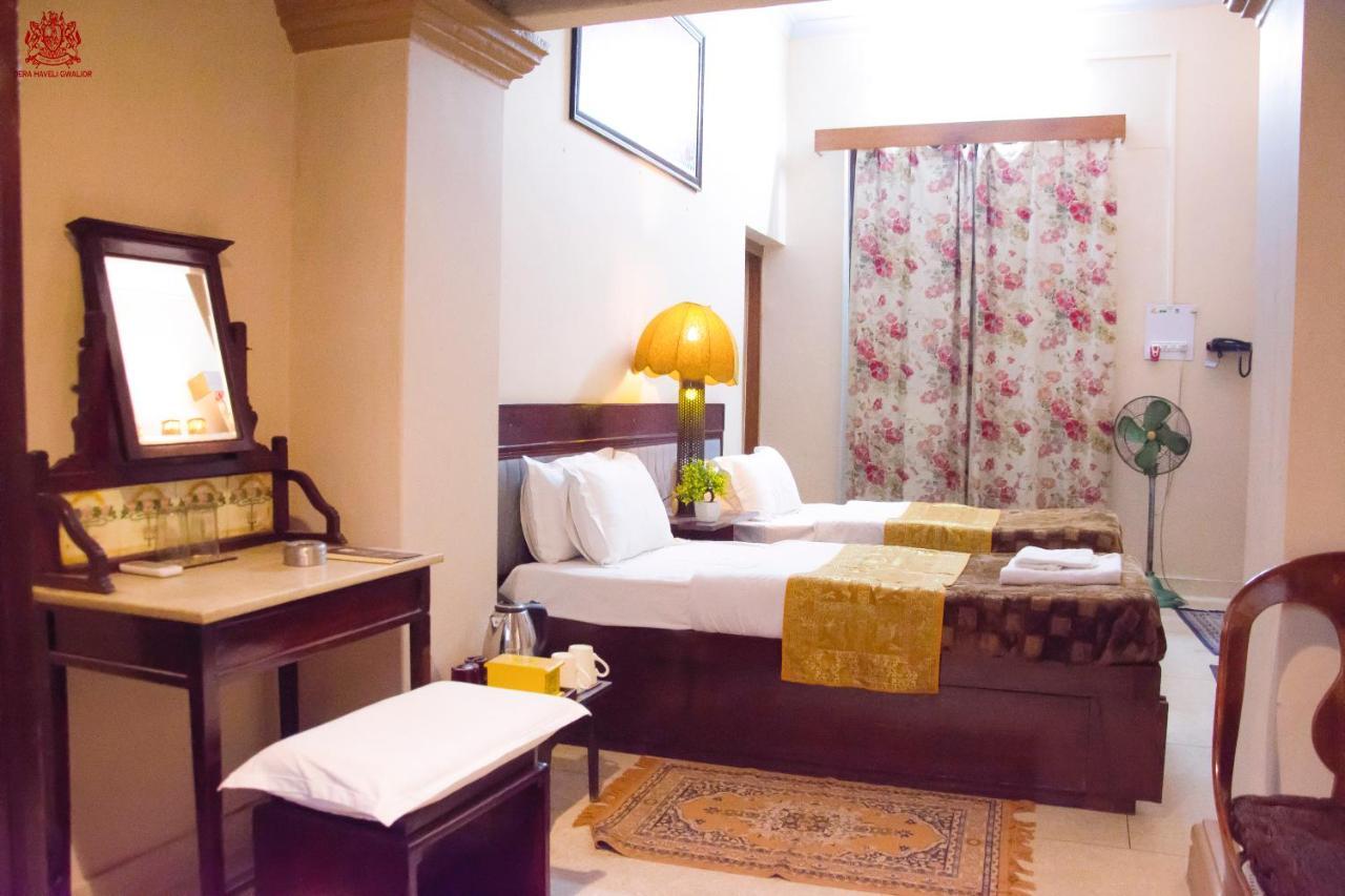 Dera Haveli- Heritage Homestay グワーリヤル エクステリア 写真
