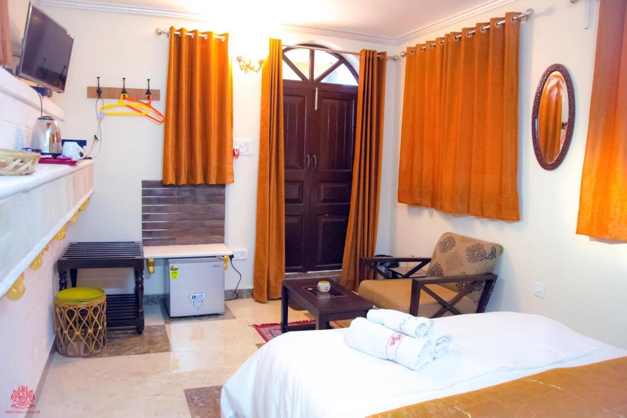 Dera Haveli- Heritage Homestay グワーリヤル エクステリア 写真