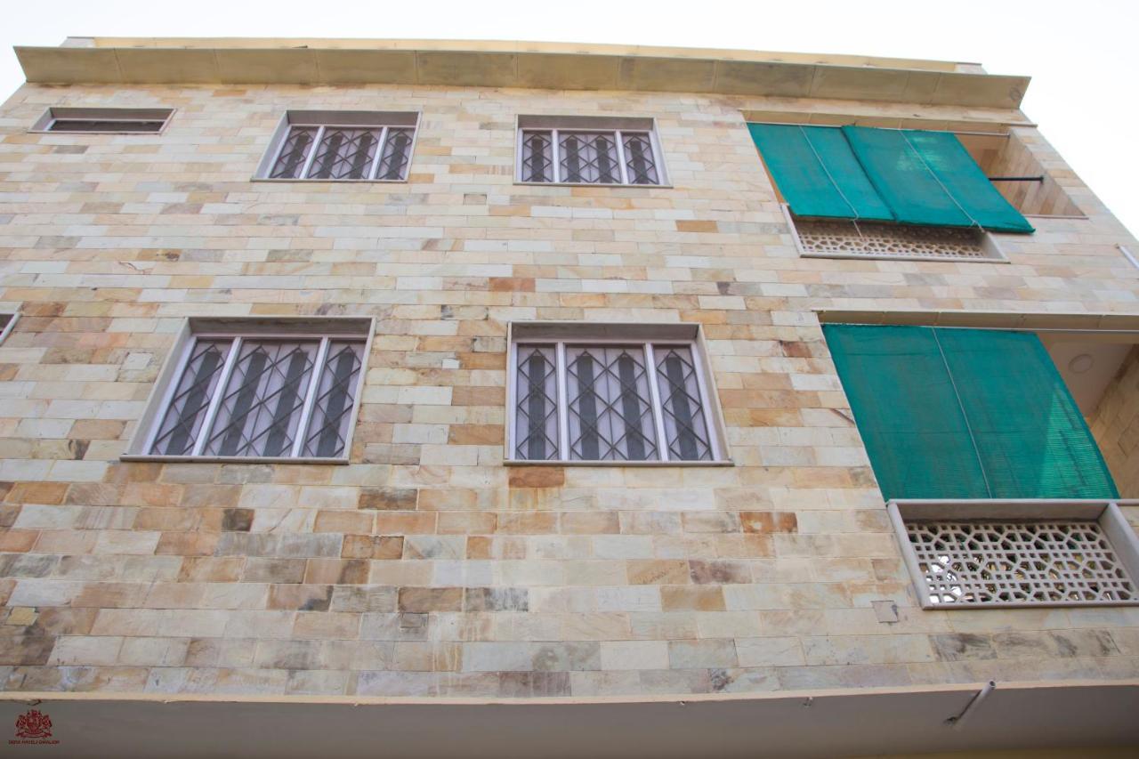 Dera Haveli- Heritage Homestay グワーリヤル エクステリア 写真